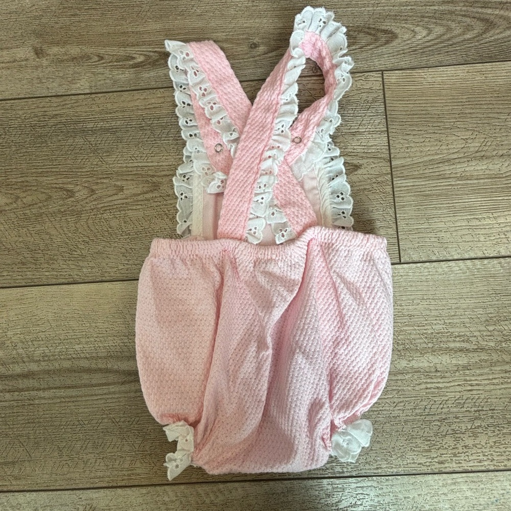 Vintage Carters Pink Baby Romper with Lace Trim - Picture 2 of 3